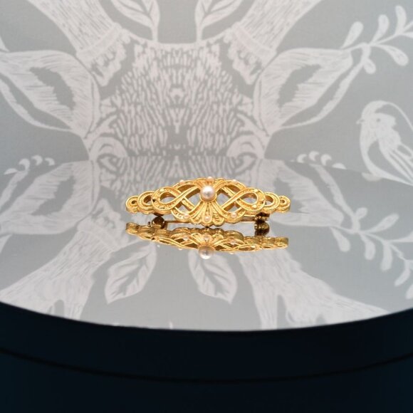 Pearl Accented Gold Filigree Brooch Pin Caroline C Estate Collection Piece - Picture 5 of 9